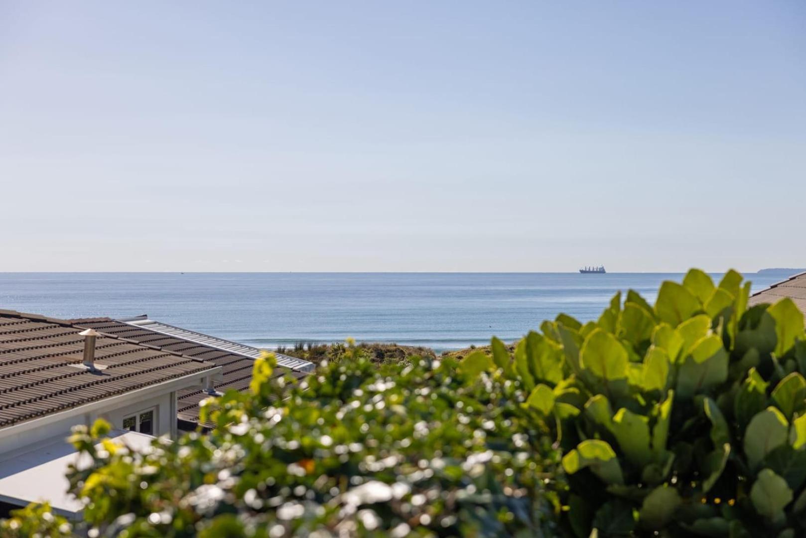 Seaside Beach Retreat - Outdoor Living Vila Mount Maunganui Exterior foto